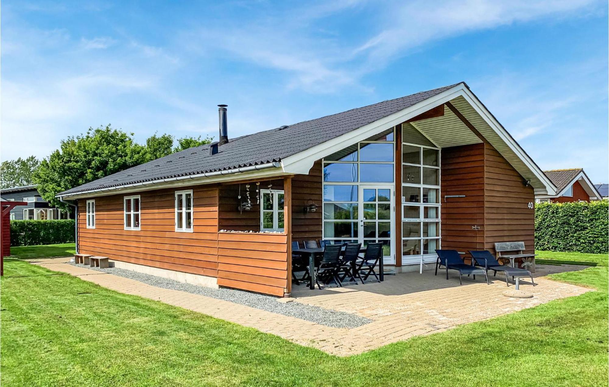 Årøsund Gorgeous Home In Haderslev With Kitchen מראה חיצוני תמונה
